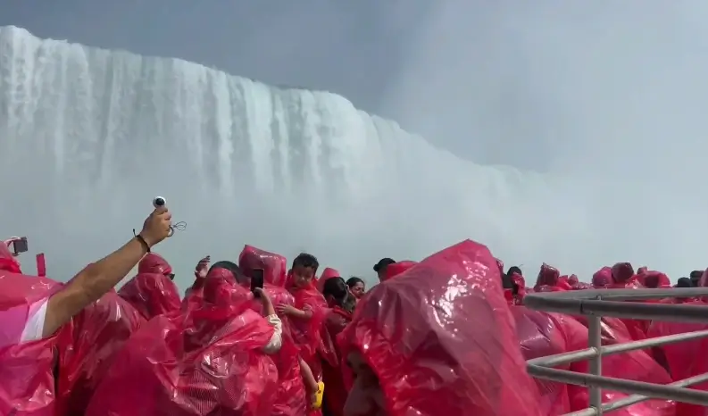Niagara Falls Boat Tour in Canada